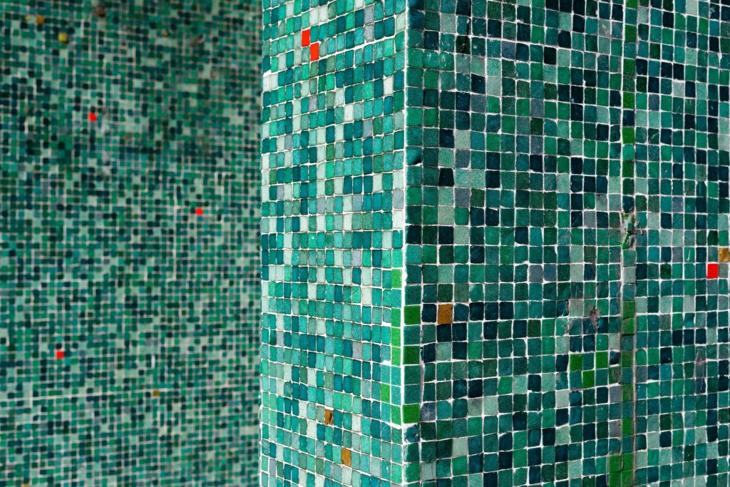 mozaika v koupelne, mozaika koupelna, pekna mozaiuka, zelena mozaika, levelys
